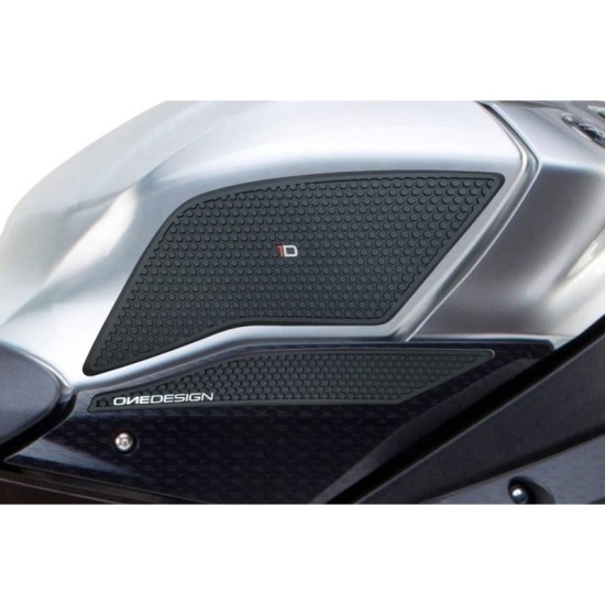 PUIG ADESIVO SERBATOIO SPECIFICO LATERALE YAMAHA YZF-R1 2015-2016 NERO